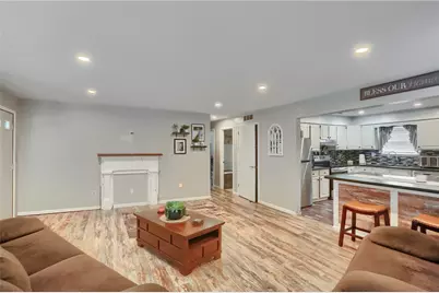 220 Oak Park Ln, Union Township, PA 16101 - Photo 4