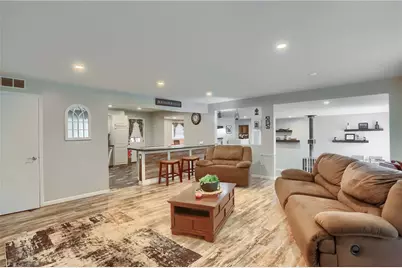 220 Oak Park Ln, Union Township, PA 16101 - Photo 2