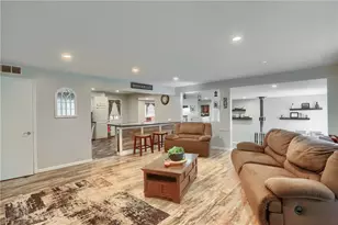 220 Oak Park Ln, Union Township, PA 16101 - Photo 2