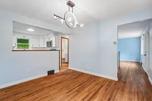 230 Calmar Dr, Pittsburgh, PA 15147 - Photo 8