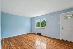 230 Calmar Dr, Pittsburgh, PA 15147 - Photo 4
