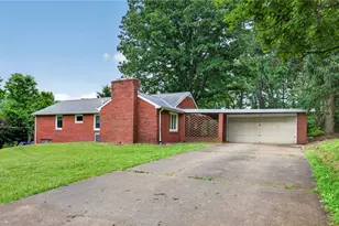 5 Seneca Dr, Union Township, PA 15332 - Photo 1