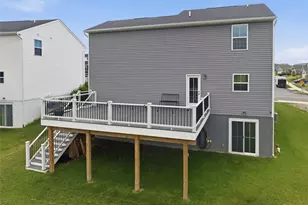 333 Arden Dr, Lancaster Township, PA 16037 - Photo 22