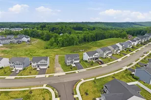 333 Arden Dr, Lancaster Township, PA 16037 - Photo 26