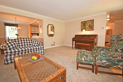 1770 Norsen, Pittsburgh, PA 15243 - Photo 6