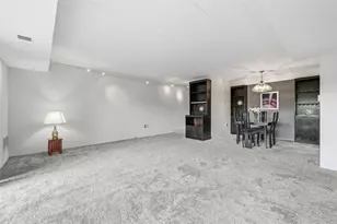 1400 Smokey Wood Dr, Pittsburgh, PA 15218 - Photo 8
