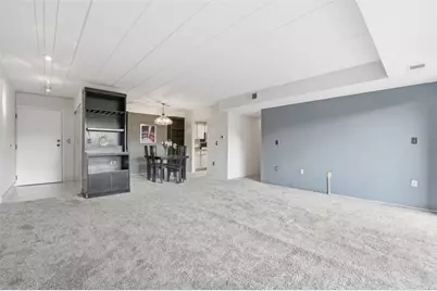 1400 Smokey Wood Dr #601, Pittsburgh, PA 15218 - Photo 6
