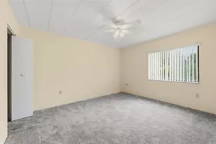 1400 Smokey Wood Dr, Pittsburgh, PA 15218 - Photo 18