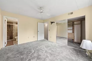 1400 Smokey Wood Dr, Pittsburgh, PA 15218 - Photo 16