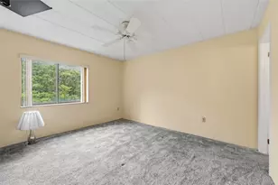 1400 Smokey Wood Dr, Pittsburgh, PA 15218 - Photo 14