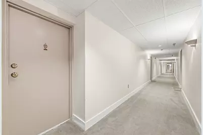 1400 Smokey Wood Dr #601, Pittsburgh, PA 15218 - Photo 4