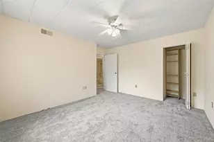 1400 Smokey Wood Dr, Pittsburgh, PA 15218 - Photo 18