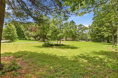 625 N Franklin Ave, Somerset Boro, PA 15501 - Photo 2