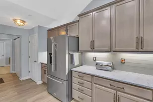 6153 Heatherfield Ct, Lancaster Township, PA 16037 - Photo 20
