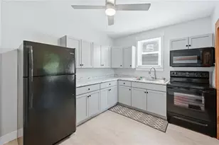 2310 S Keel Ridge Rd, Hermitage, PA 16148 - Photo 10