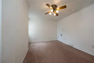 2045 Veronica St, Pittsburgh, PA 15212 - Photo 12