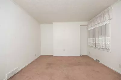 2045 Veronica Street, Pittsburgh, PA 15212 - Photo 8