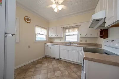 2045 Veronica Street, Pittsburgh, PA 15212 - Photo 14
