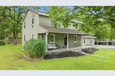 4313 Mapleton St, Shenango, PA 16134 - Photo 2