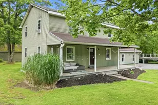 4313 Mapleton St, Shenango, PA 16134 - Photo 2