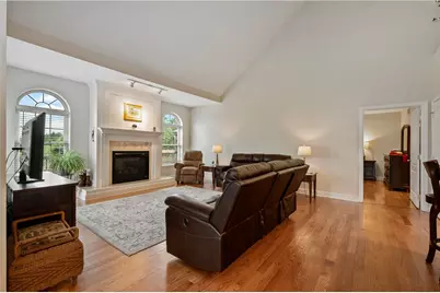 101 Quaker Ridge Ct, Ohioville, PA 15009 - Photo 8