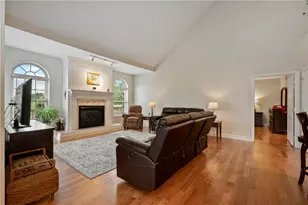 101 Quaker Ridge Ct, Ohioville, PA 15009 - Photo 8