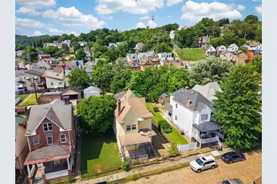 906 1st St, McKees Rocks, PA 15136 - Photo 32