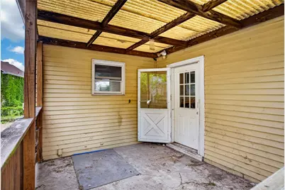 906 1st St, McKees Rocks, PA 15136 - Photo 26