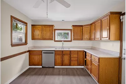 906 1st St, McKees Rocks, PA 15136 - Photo 14