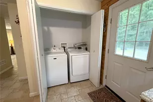 126 Brallier Dr, Ligonier Township, PA 15658 - Photo 6