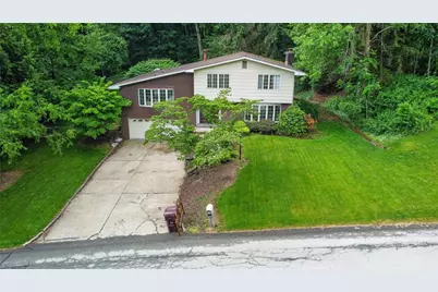 3808 Edinburg Dr, Murrysville, PA 15668 - Photo 2