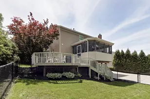 132 Marshall Dr, Pittsburgh, PA 15228 - Photo 28