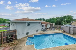 201 Church Dr, Hempfield Township, PA 15642 - Photo 4
