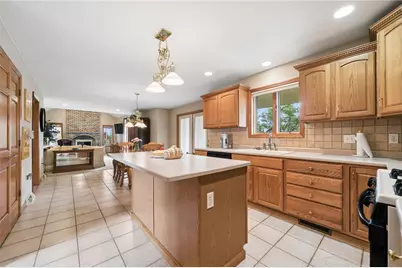 809 Rembrandt Cir, Hempfield Township, PA 15642 - Photo 16