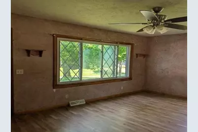 1029 Mechanic St, Girard Boro, PA 16417 - Photo 2