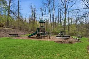 174 Broadstone Dr, Adams Township, PA 16046 - Photo 26