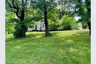 2704 Edith Dr, Lower Burrell, PA 15068 - Photo 1