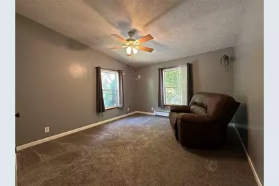 106 Plum Dr, Washington Township, PA 15613 - Photo 10