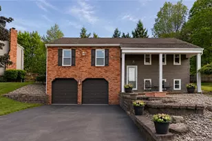 123 Rembrandt Dr, Twp of But SE, PA 16002 - Photo 1