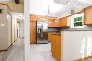 123 Rembrandt Dr, Twp of But SE, PA 16002 - Photo 8