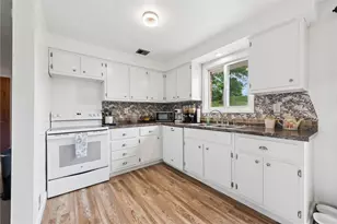 314 Murrysville Rd, Level Green, PA 15085 - Photo 8