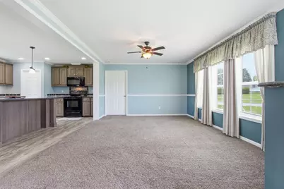 16 Jean St, Rostraver, PA 15012 - Photo 6