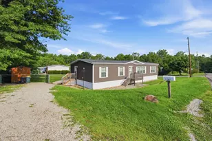 16 Jean St, Rostraver, PA 15012 - Photo 4