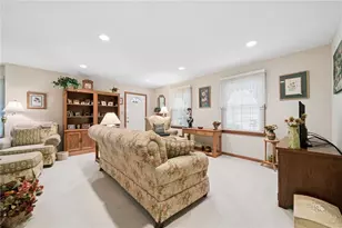 100 Unity Square, Unity Township, PA 15601 - Photo 4