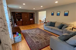 100 Southridge Dr, Monroeville, PA 15146 - Photo 8