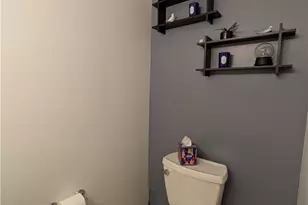 100 Southridge Dr, Monroeville, PA 15146 - Photo 6