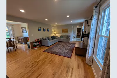 100 Southridge Dr, Monroeville, PA 15146 - Photo 8