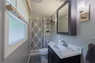 241 Parkedge, Green Tree, PA 15220 - Photo 32