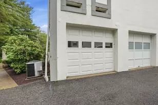 1561 Pinehurst, Pittsburgh, PA 15241 - Photo 32