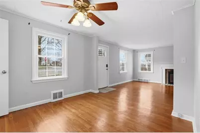 2012 Pleasant St, Bethel Park, PA 15102 - Photo 8